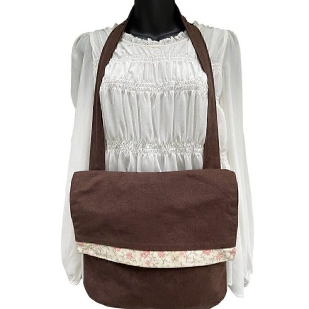 Magnolia Brown Crossbody Flap Over Shoulder Bag  Pink Floral Women’s M CUTE BOHO - Picture 2 of 13